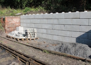 Retaining Walls - Precast Blocks