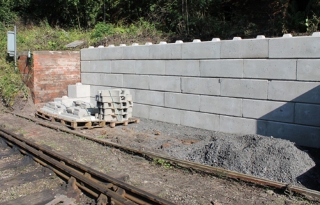 Retaining Walls - Precast Blocks