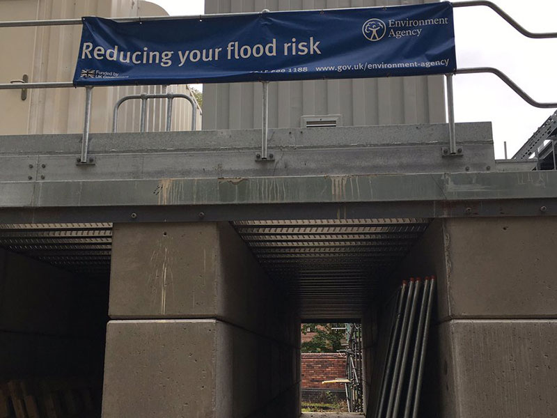 Temporary platform flood defence