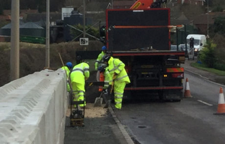 Flood defence wall