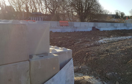 Legato block retaining wall