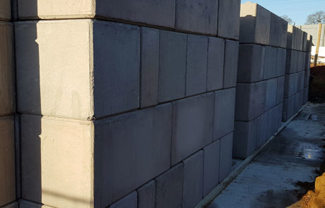 Legato block retaining wall